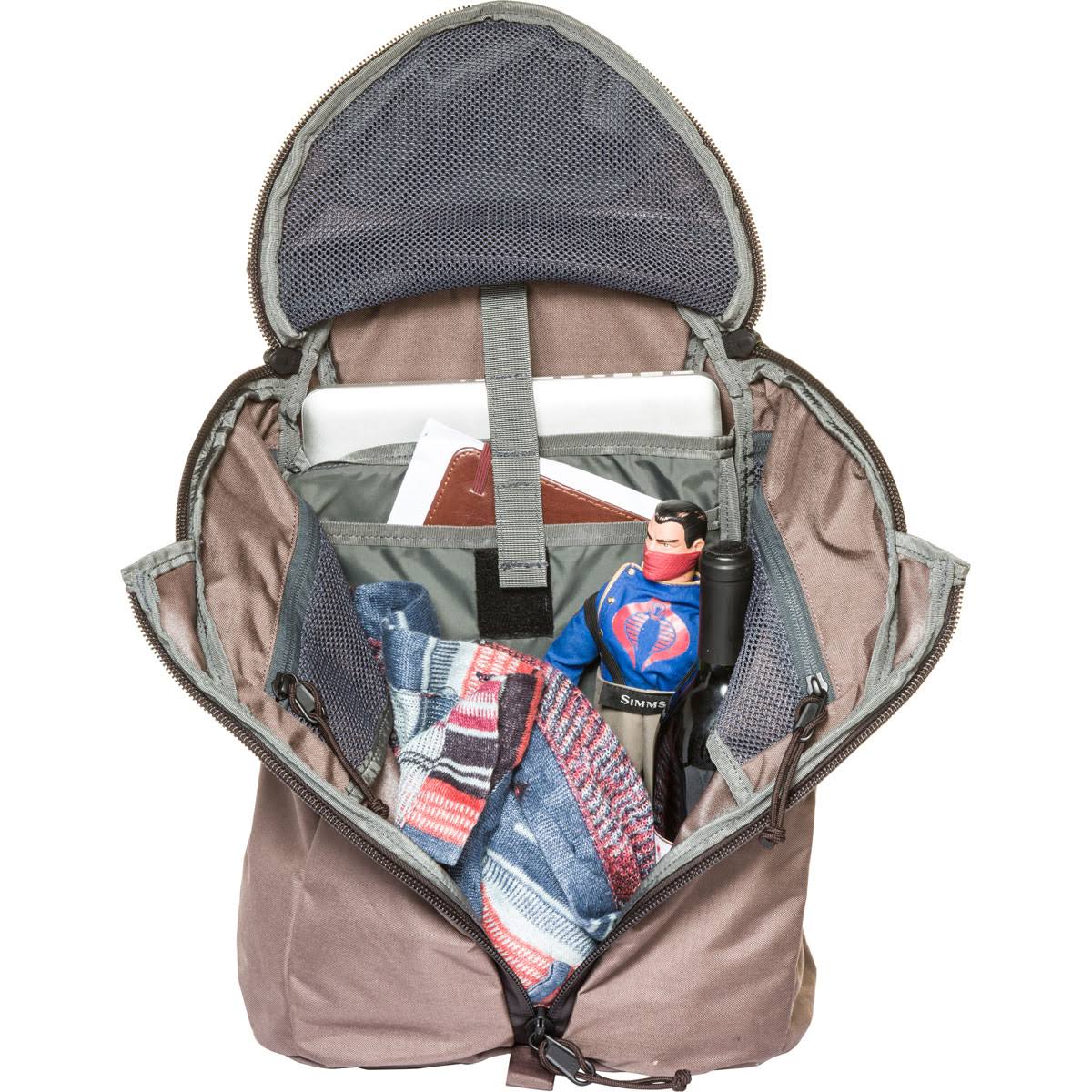 Urban Assault 18 Backpack D87637