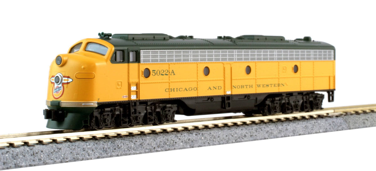 N E8A w/DCC Passenger Set M90071