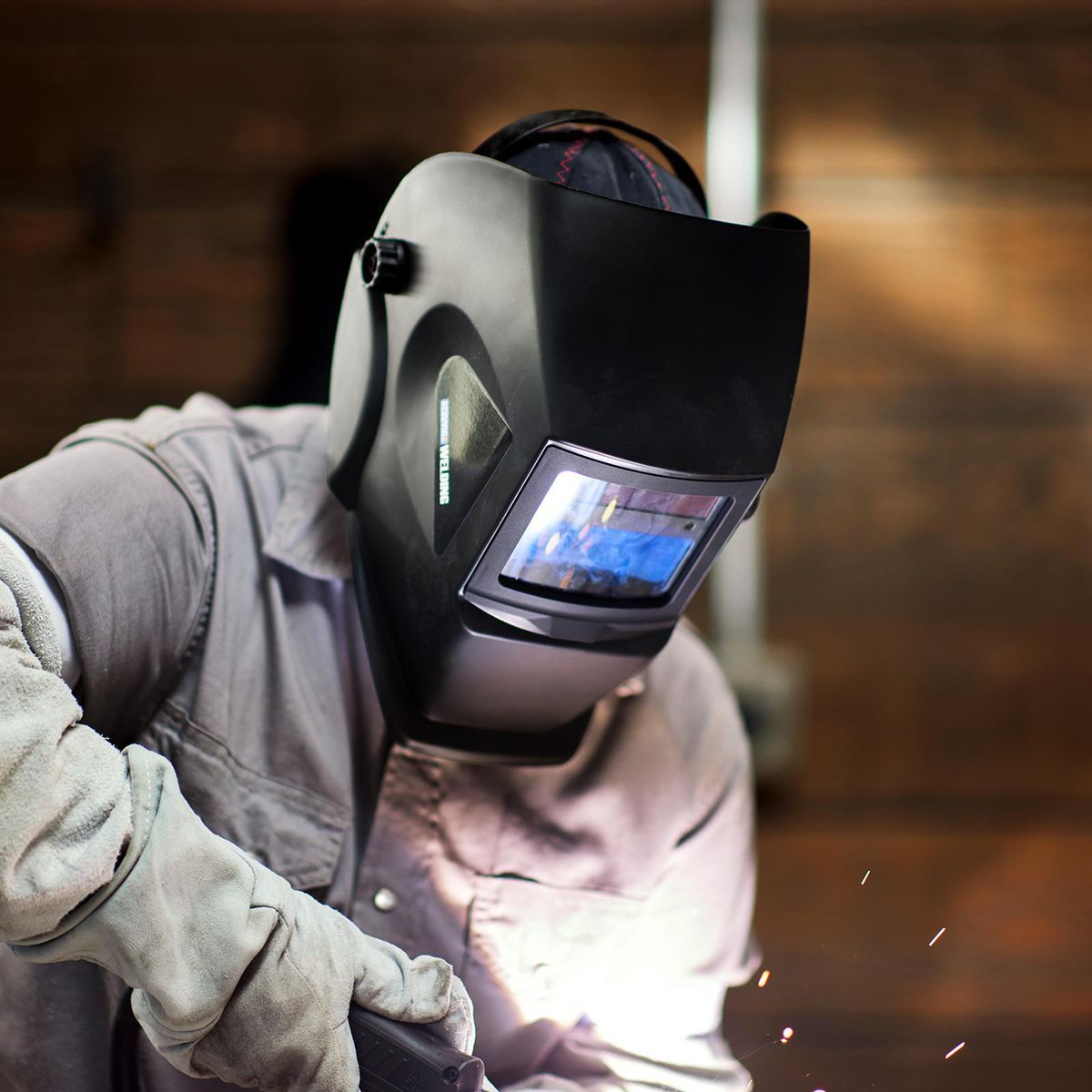 Auto-Darkening Welding Helmet U2312