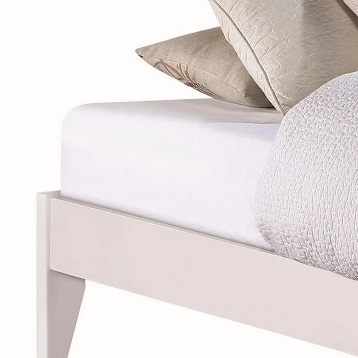 Full Size Platform Bed Y581