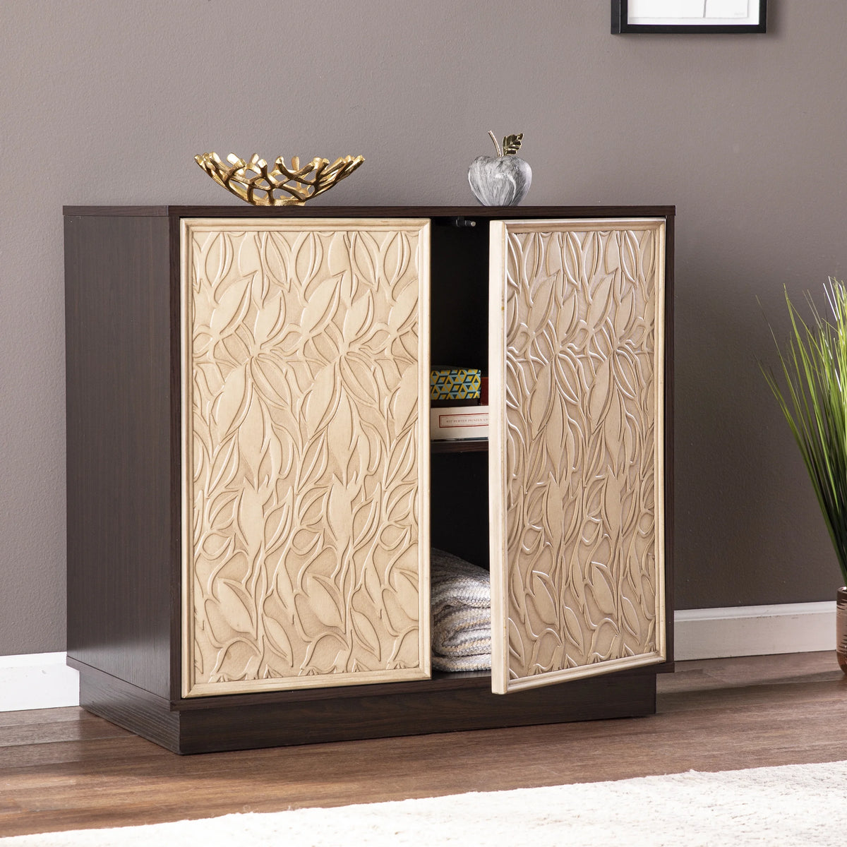 Accent Cabinet M566848