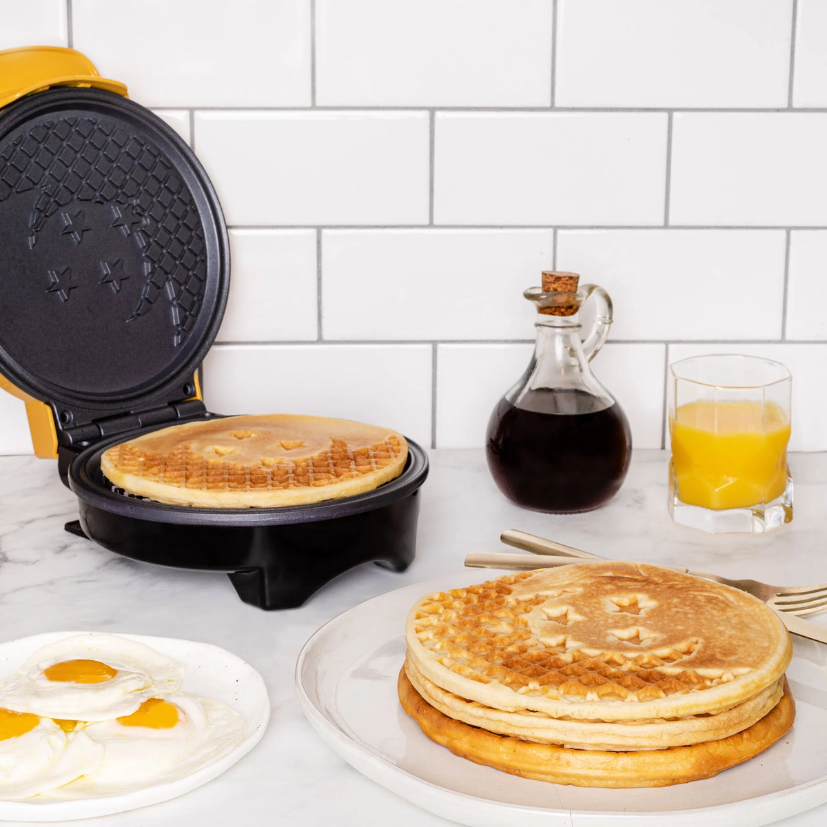 Dragonball Z Waffle Maker A7135