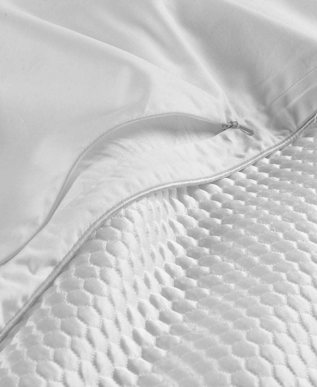 Satin Coverlet Full/Queen I5551
