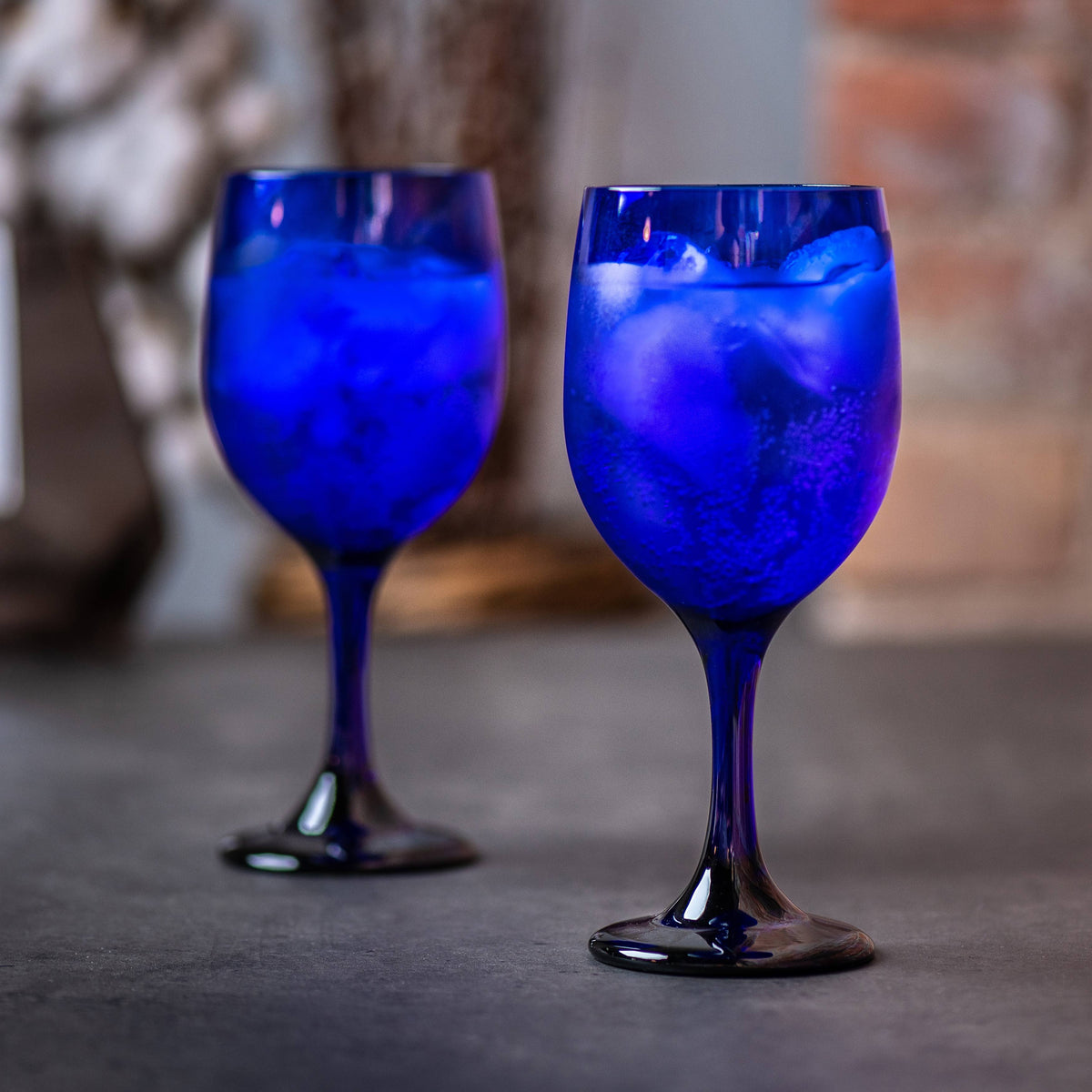 11.5 oz Cobalt Wine Glass Set (12-Pack) R607